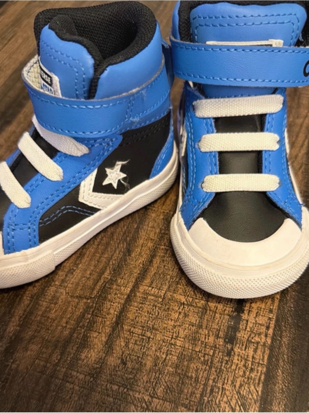 Converse Kids High-Top Sneakers - Size 4 toddler
